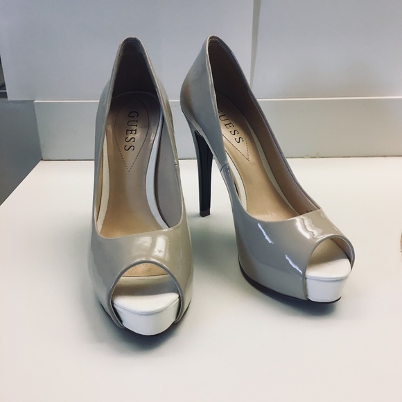 Guess Platform Pumps - Picture 2 of 6